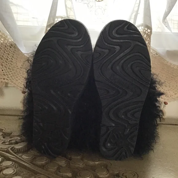 BearPaw BOETIS ll 2 WINTER furry BOOTS - Picture 4 of 4